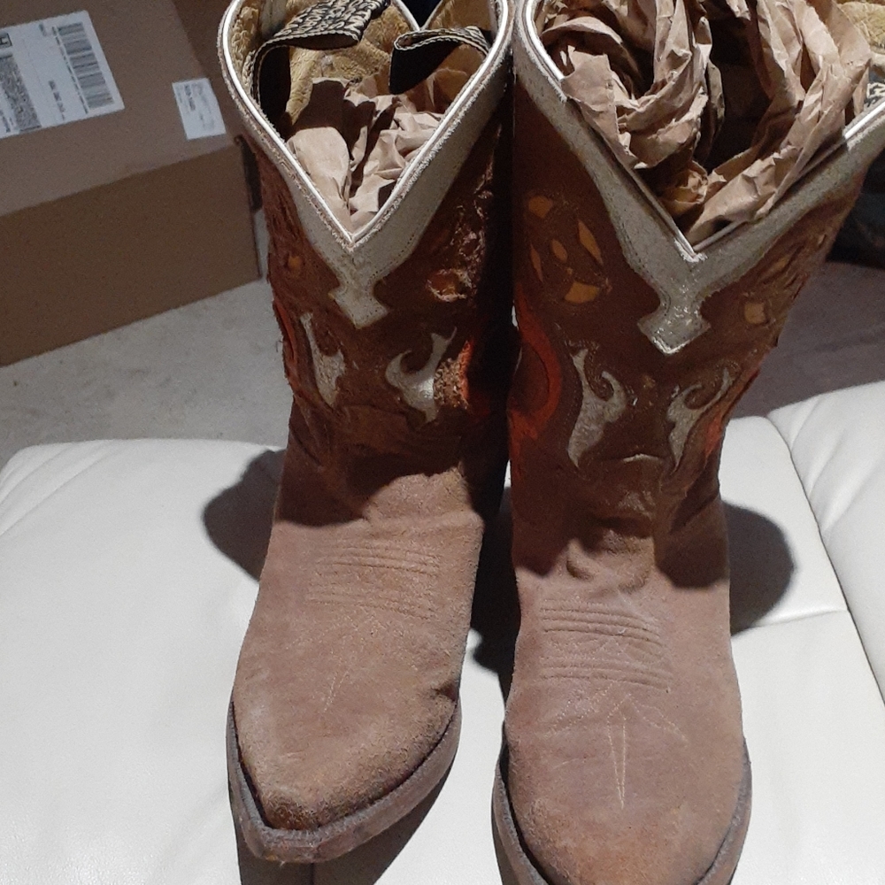 Justin suede boots 7.5EE